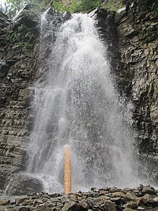 Манявський водопад.
